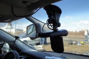 Kamery samochodowe z rejestracją